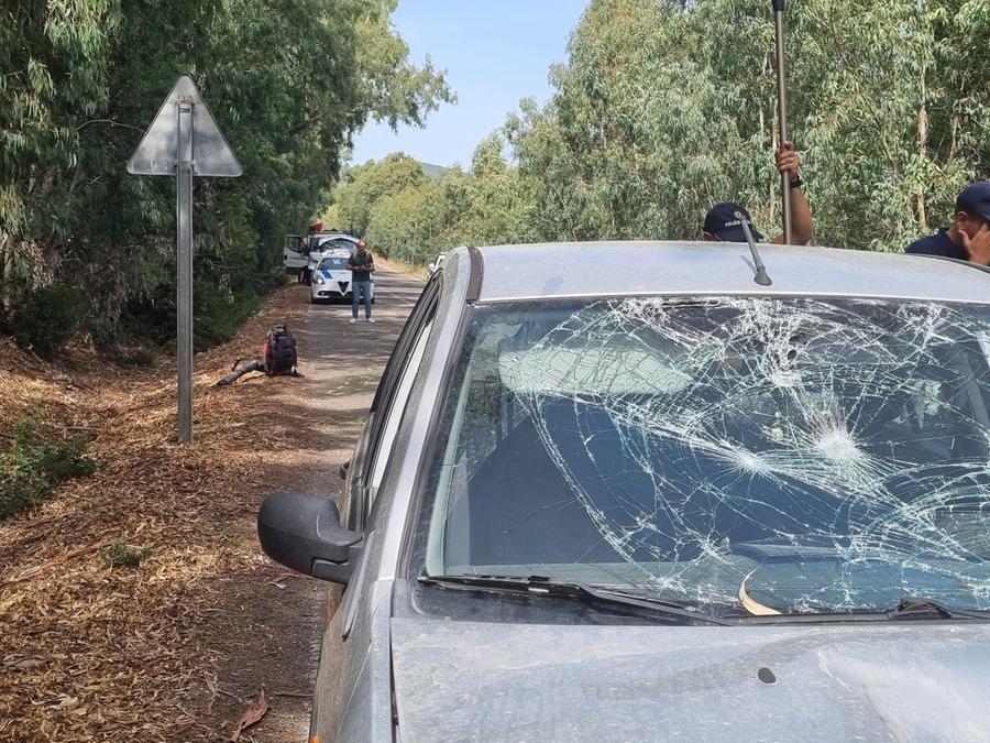 Sassari, Auto Travolge Un Operaio In Un Cantiere Stradale A Villassunta ...